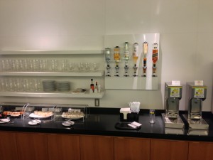 Self-Serve Bar at Cathay Lounge NRT