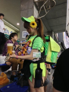 Yup, that's a keg.  On her back!  Kirin on tap?  Yes, please!
